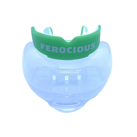 GREEN AND WHITE ADULT MOUTHGUARD